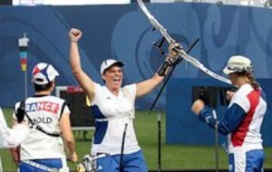 VOUS AIMEZ LE TIR A L'ARC..... ALORS VISIONNEZ ...