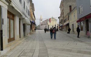 LA RUE CENTRALE DE POREC