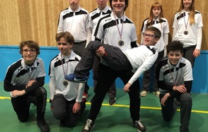 La seule et la vraie photo "Equipe jeunes".